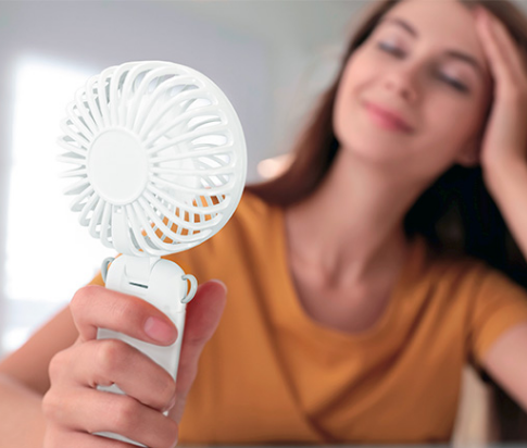 Mini Ventilador Recargable Portátil 6 Velocidades con Pantalla LED